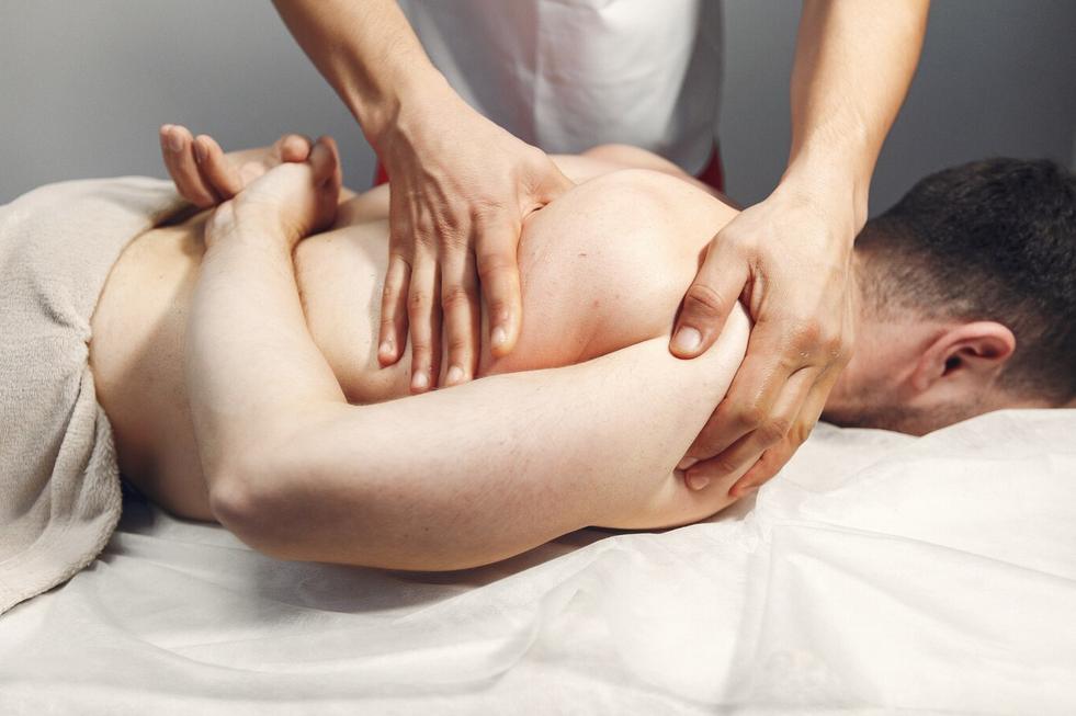 How to improve your relationship with a tantric massage