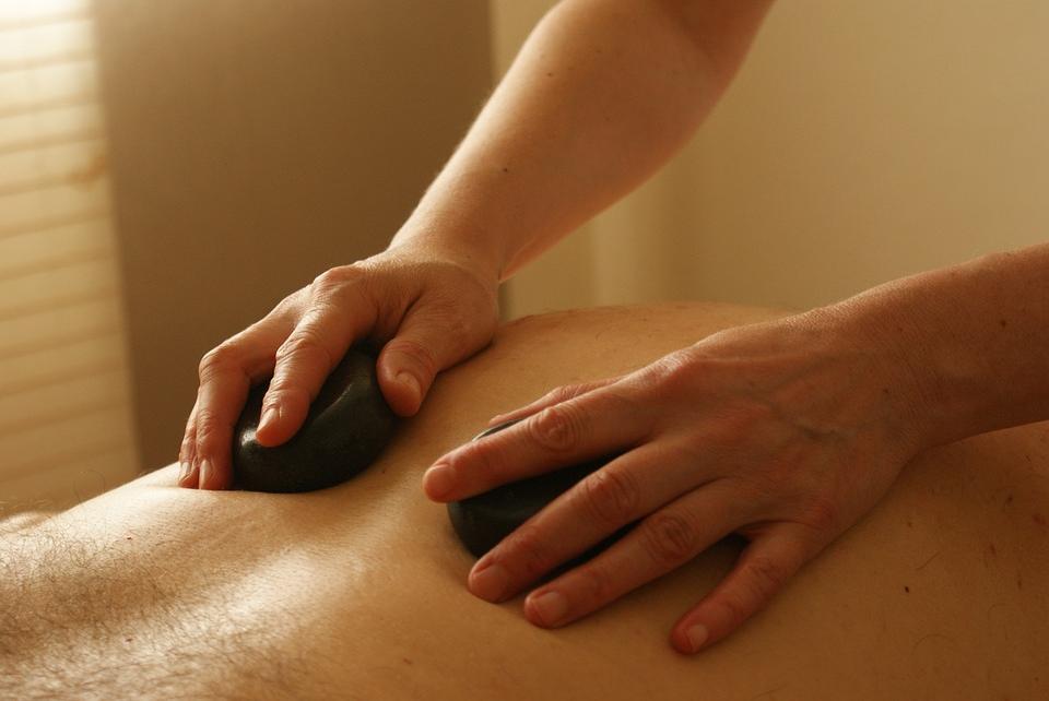 Erotic massages: what they are, characteristics and benefits